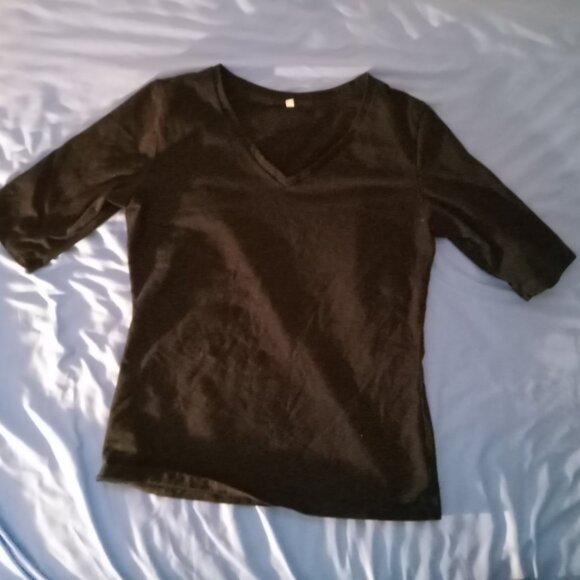 Women's Basic Half Sleeve V Neck T-Shirt - Picture 5 of 5